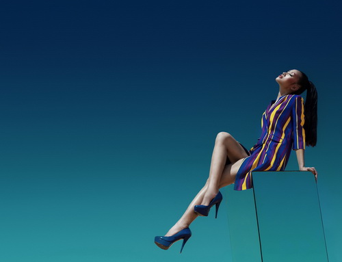 Trang Khiếu nóng bỏng đồ kẻ sọc giá 1.000 đô - 14