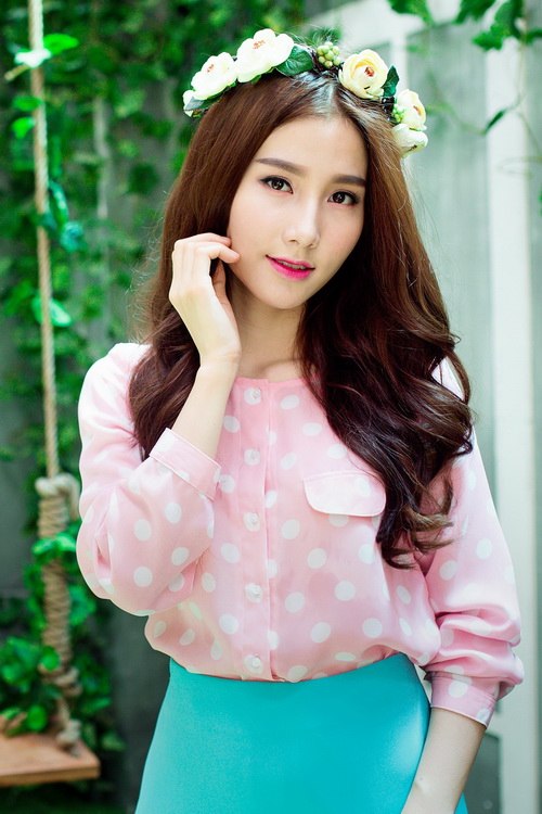 Diễm My 9X ngọt ngào với gam màu pastel - 2