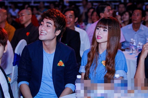 Vy Oanh cười rạng rỡ kêu gọi mọi người ăn chay - 13