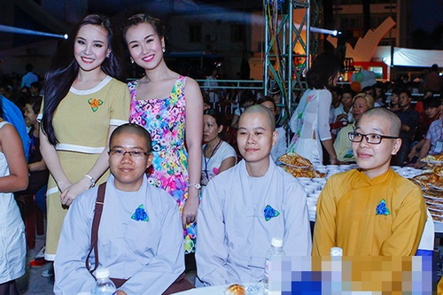 Vy Oanh cười rạng rỡ kêu gọi mọi người ăn chay - 8