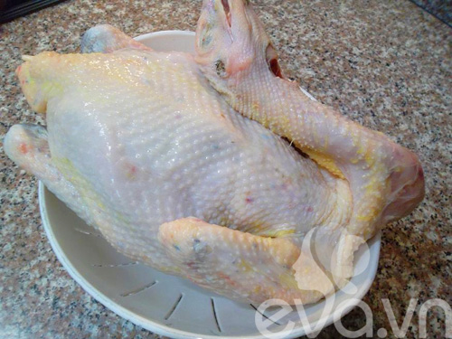 Gà hấp muối, ngải cứu cho chiều cuối tuần - 1