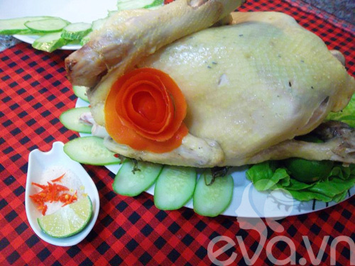 Gà hấp muối, ngải cứu cho chiều cuối tuần - 6