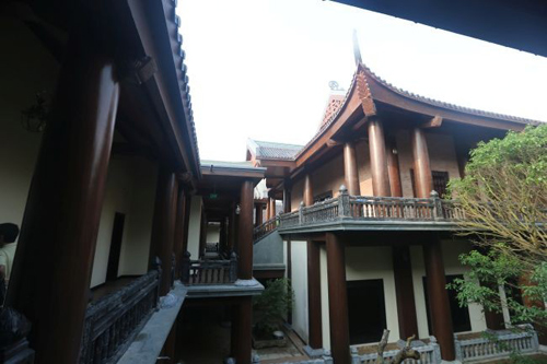 Nhà khách 5 sao toàn gỗ quý ở chùa Bái Đính - 12