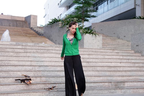 Hà Hồ múa liên tục dưới trời nắng gắt - 8