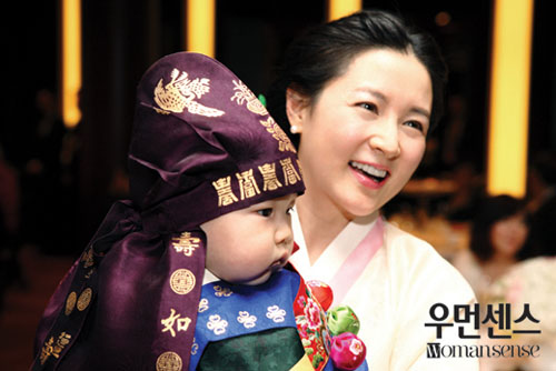 Sao Hàn quot;émquot; hình ảnh con quá kỹ - 8