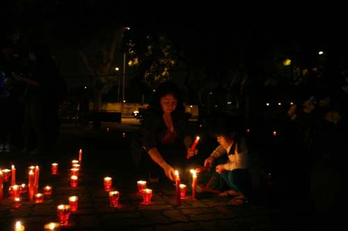 Ngày chiến thắng Điện Biên: Nhà Đại tướng lung linh hoa nến - 2