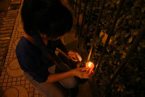 Ngày chiến thắng Điện Biên: Nhà Đại tướng lung linh hoa nến - 5