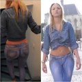 Thời trang - Người mẫu mặc quần jeans "ảo" diễu phố