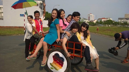 Lộ ảnh Gil Lê thân mật bên Tam Triều Dâng - 19