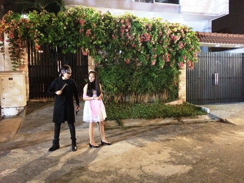 Lộ ảnh Gil Lê thân mật bên Tam Triều Dâng - 12