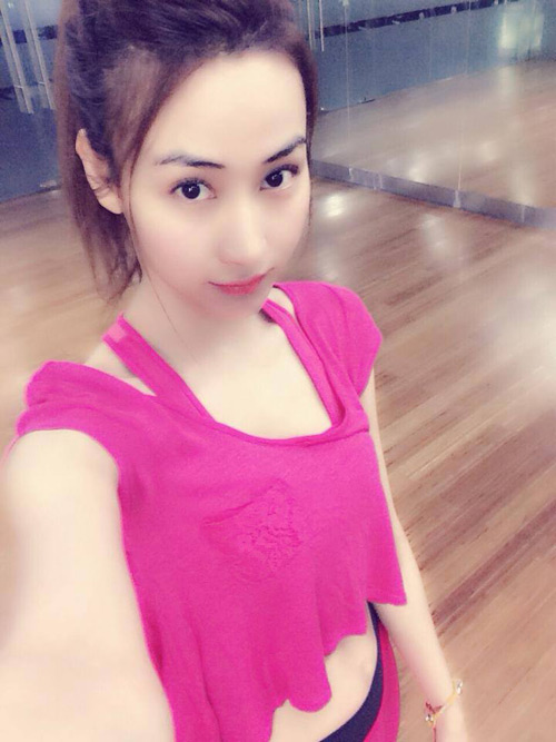Ngân Khánh: sao có vòng 2 nhỏ nhất showbiz? - 8