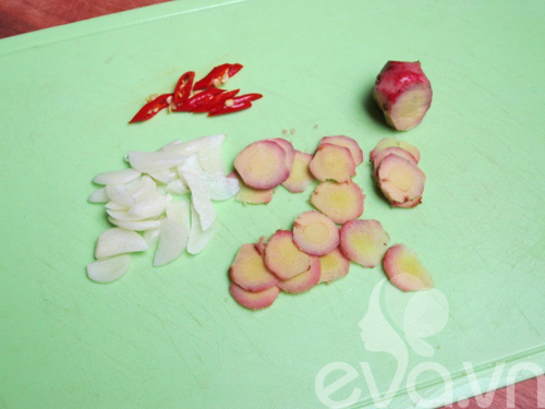 Thưởng thức cà pháo muối xổi giòn tan - 3