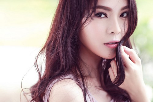 Dương Cẩm Lynh khoe sắc giữa thiên nhiên - 3