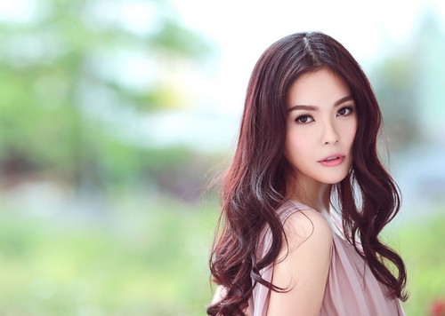 Dương Cẩm Lynh khoe sắc giữa thiên nhiên - 4