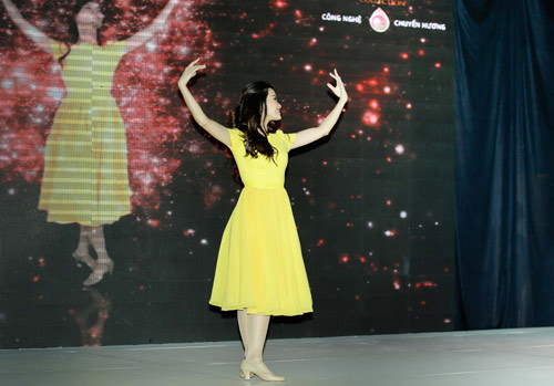 Đông Nhi ngày càng tình cảm bên Ông Cao Thắng - 8