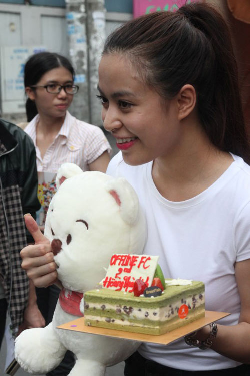 Hoàng Thùy Linh chia sẻ khó khăn sau vấp ngã - 3