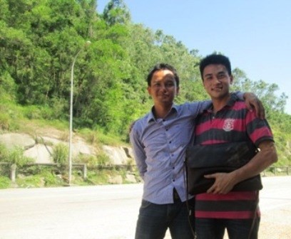 Chờ suốt đêm để trả 200 triệu đồng cho người mất - 1