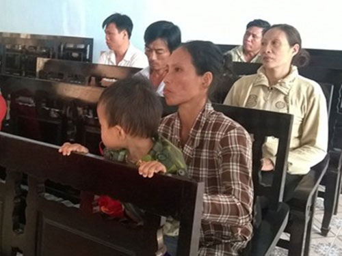 Đắng lòng chú rể vào tù vì cưới vợ ‘nhí’ - 2
