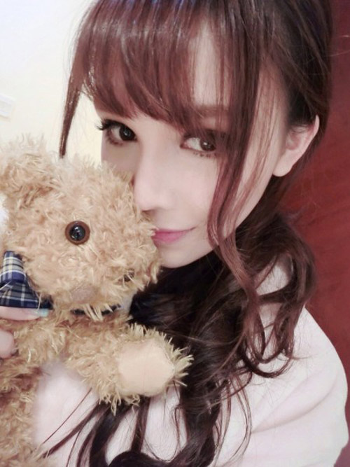 Cô gái đẹp tự nhiên giống hệt Angela Baby - 7