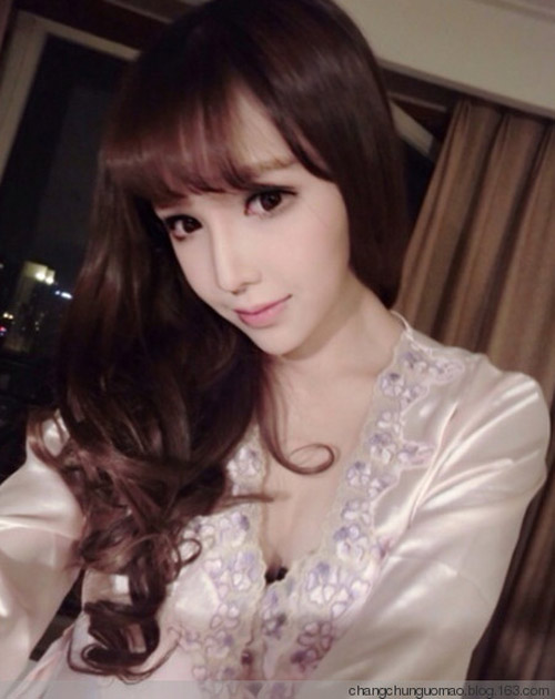 Cô gái đẹp tự nhiên giống hệt Angela Baby - 11