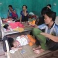 Tin tức - 9 trẻ mầm non bị ngộ độc sau khi uống thuốc tẩy giun