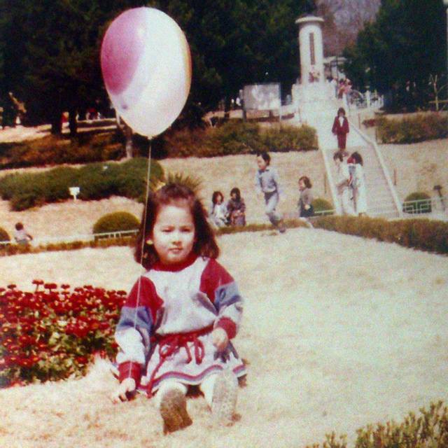 Loạt ảnh chưa từng công bố của Song Hye Kyo - 2