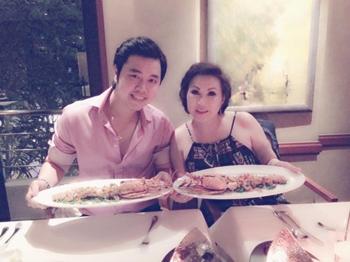 Vũ Hoàng Việt nắm tay người tình về Mỹ - 7