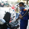 Mua sắm - Giá cả - Trích lại quỹ bình ổn để giữ nguyên giá xăng, dầu
