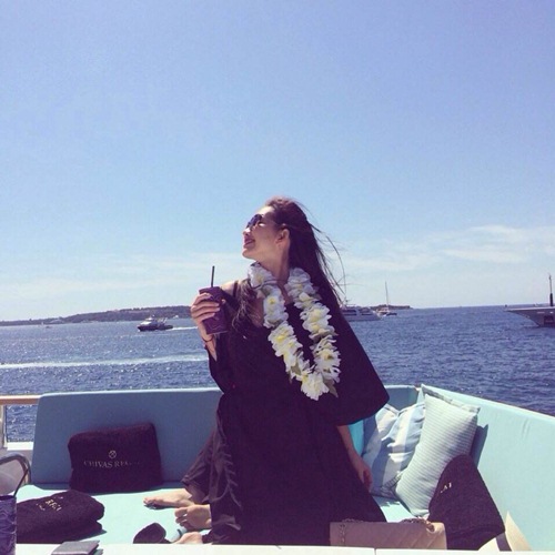 Kim Hiền - Kim Tuyến đọ vẻ sang trọng tại Pháp - 11