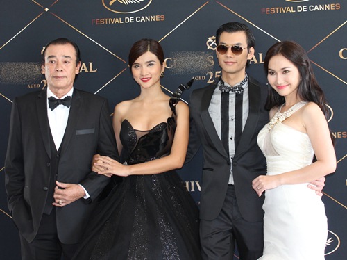 Kim Hiền - Kim Tuyến đọ vẻ sang trọng tại Pháp - 7