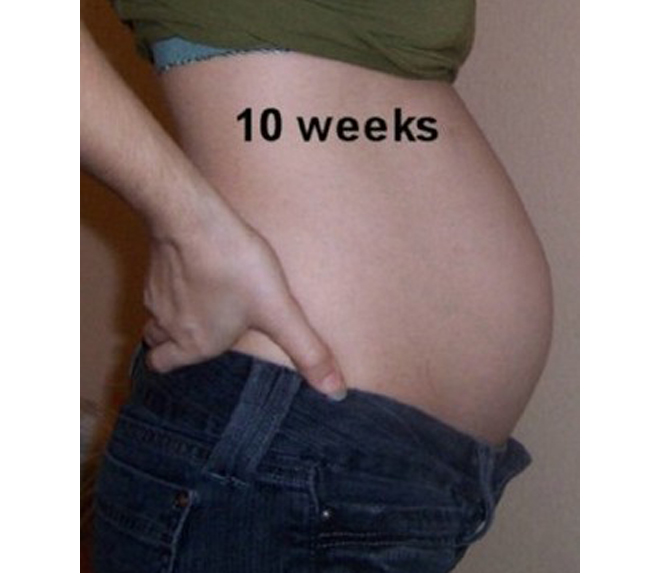 Khi thai nhi được 10 tuần tuổi, bụng bầu của mẹ mang đa thai đã bằng những người mang thai đơn 15 tuần.
