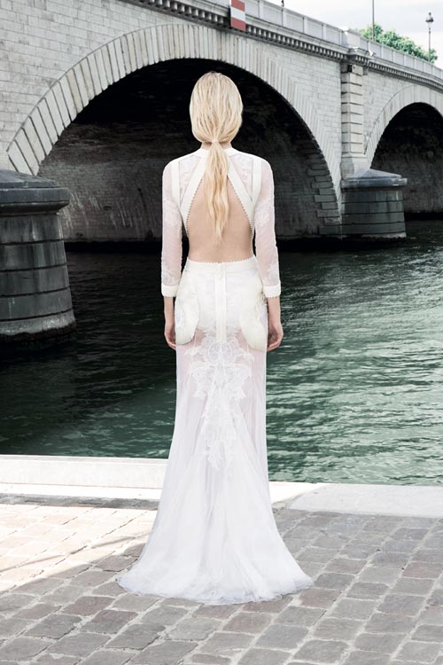 Kim #039;siêu vòng 3#039; diện váy cưới Givenchy lộng lẫy - 6