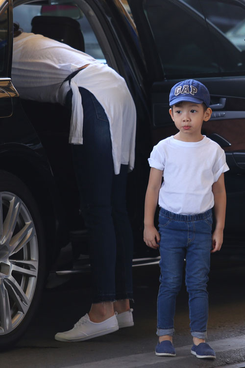 BST áo thun trắng quot;chất lừquot; của Subeo - 4