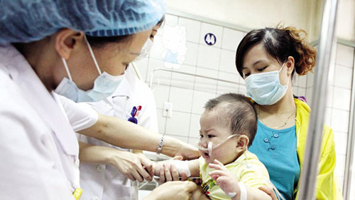 Có con nhỏ, lo ngay ngáy vì dịch - 1