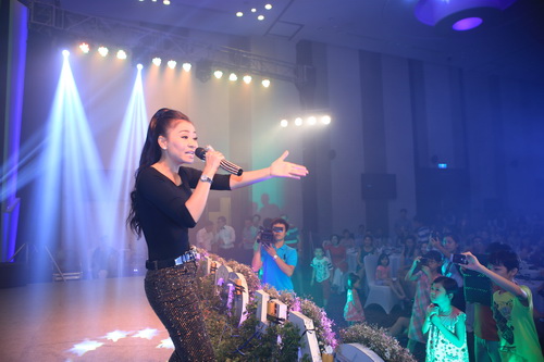 Thu Minh xứng danh quot;nữ hoàng nhạc dancequot; - 3