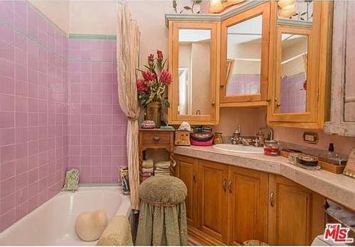 Thứ “đặc biệt” trong phòng ngủ nhà Dolly Parton - 4