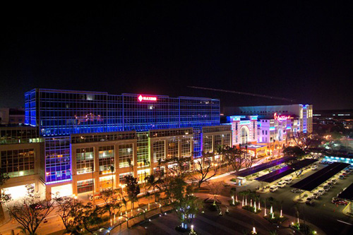 Khu nghỉ mát sòng bạc 6 sao ở Manila - 1