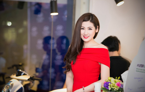 Á hậu Tú Anh rực rỡ như đoá hồng - 5
