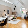 Nhà đẹp - Căn hộ 42m2 trần thấp vẫn thoáng mát