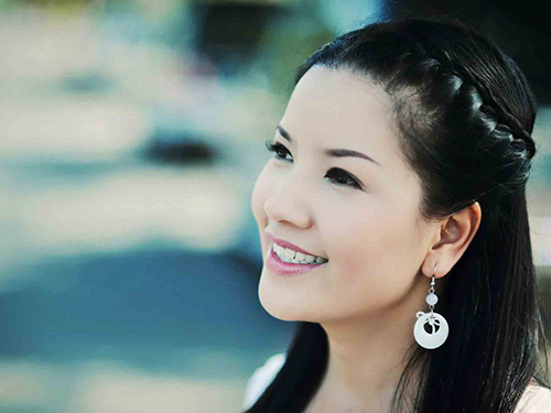 Diễn viên Ngọc Trinh: quot;Cảm ơn những ngày khốn khóquot; - 1