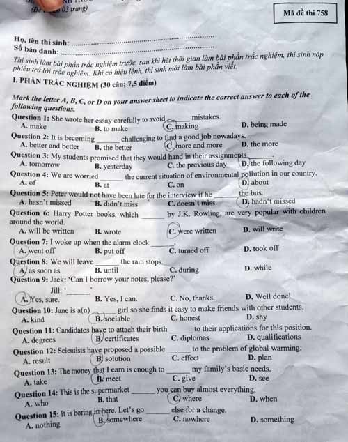 Môn Ngoại ngữ: Thí sinh hào hứng với đề thi quot;lạquot; - 2