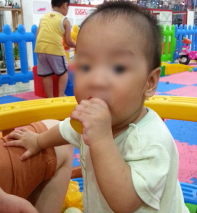 Bé trai gần 10 tháng tuổi mất tích bí ẩn - 1