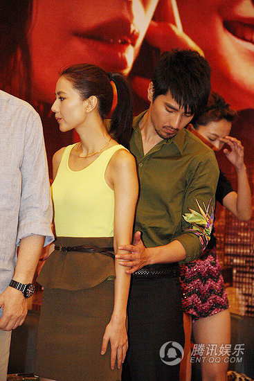 Cha Triệu Hựu Đình giận dữ vì con kết hôn - 3