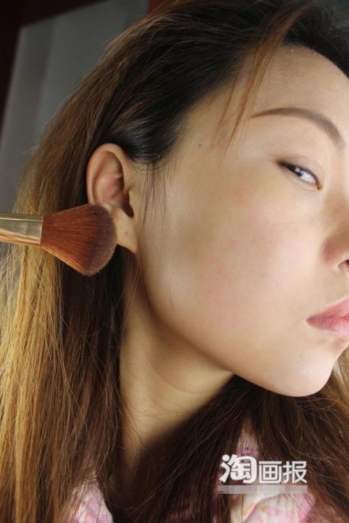 Cô gái xấu thành xinh sau 5 phút make-up - 8