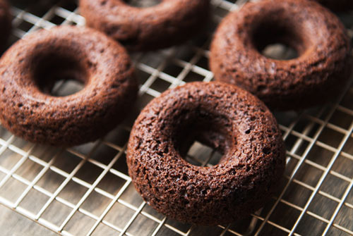 Bánh donut chocolate siêu hấp dẫn - 9