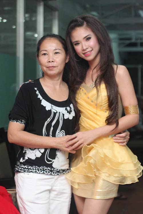 Sao Việt vươn lên từ tuổi thơ đói nghèo - 8