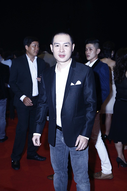 Lý Nhã Kỳ đẹp như quot;nữ thầnquot; tái xuất showbiz - 16