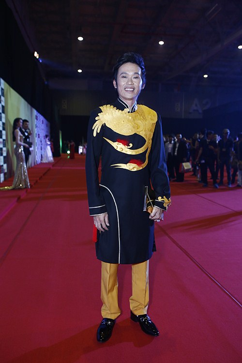 Lý Nhã Kỳ đẹp như quot;nữ thầnquot; tái xuất showbiz - 3