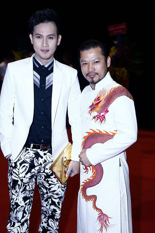 Lý Nhã Kỳ đẹp như quot;nữ thầnquot; tái xuất showbiz - 4
