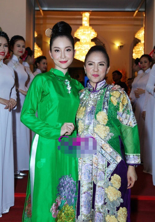 Top 5 bà mẹ ăn mặc sang trọng của sao Việt - 7